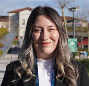 Portrait of Merve &Ouml;deşen &Uuml;nver