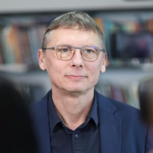 Portrait of Robert Fritz